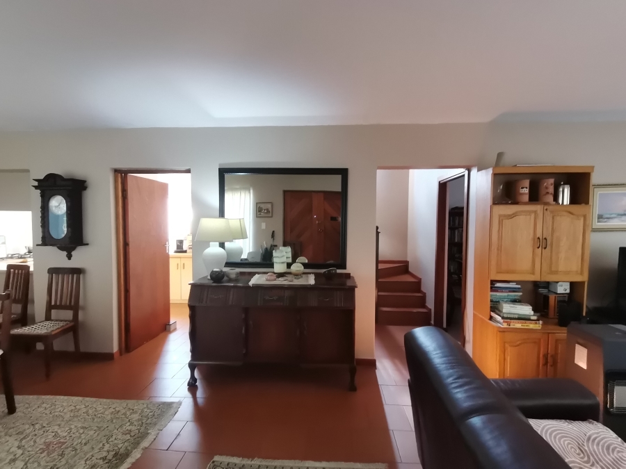 4 Bedroom Property for Sale in Bayview Western Cape